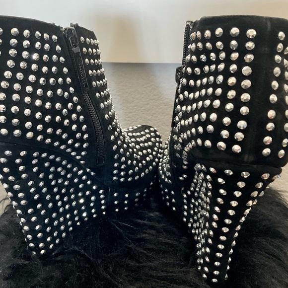 SHIEKH STUDDED WEDGE SHOES - Picture 2 of 8